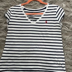 V- neck short sleeve